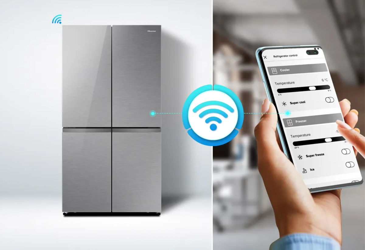 Απεικονίζεται ρύθμιση του ψυγείου μέσω της εφαρμογής του κινητού.